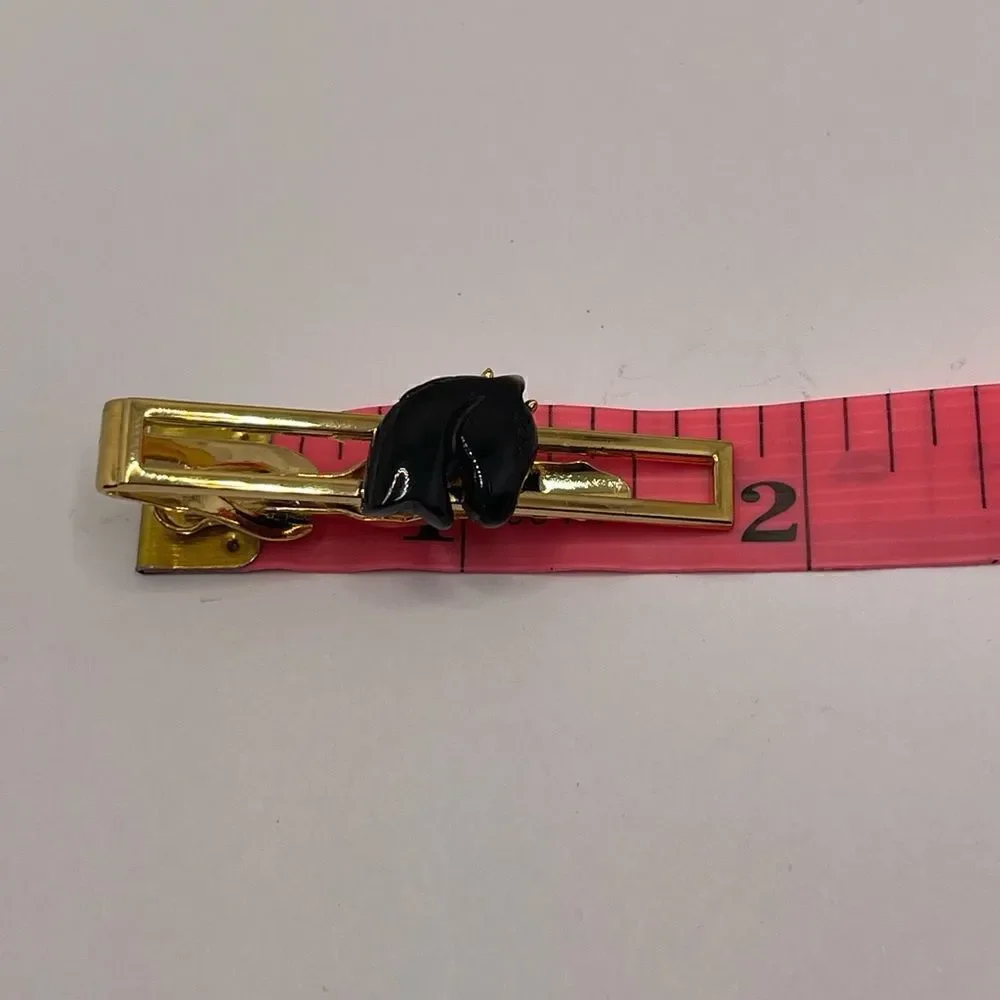 New Richard Scott tie clip carved ónix